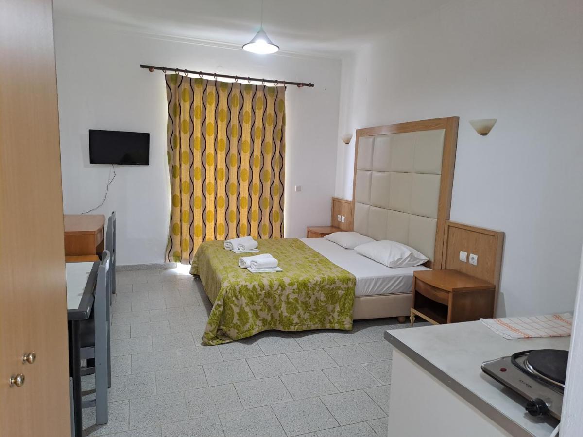 Haridimos Apartments Tavronitis  Exterior photo