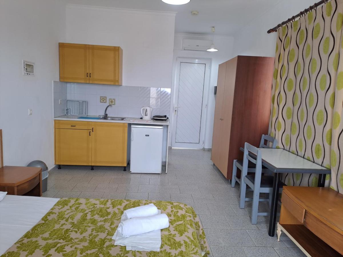 Haridimos Apartments Tavronitis  Exterior photo