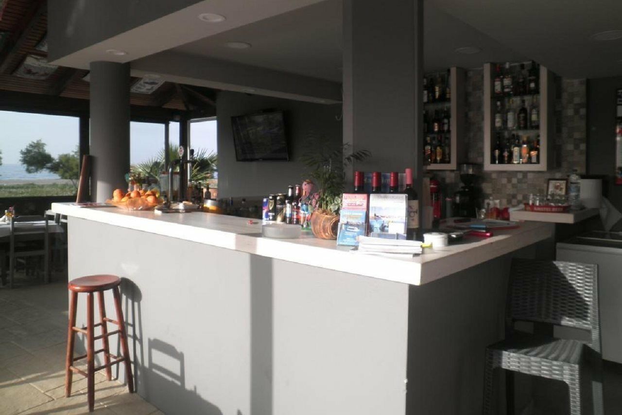 Haridimos Apartments Tavronitis  Exterior photo