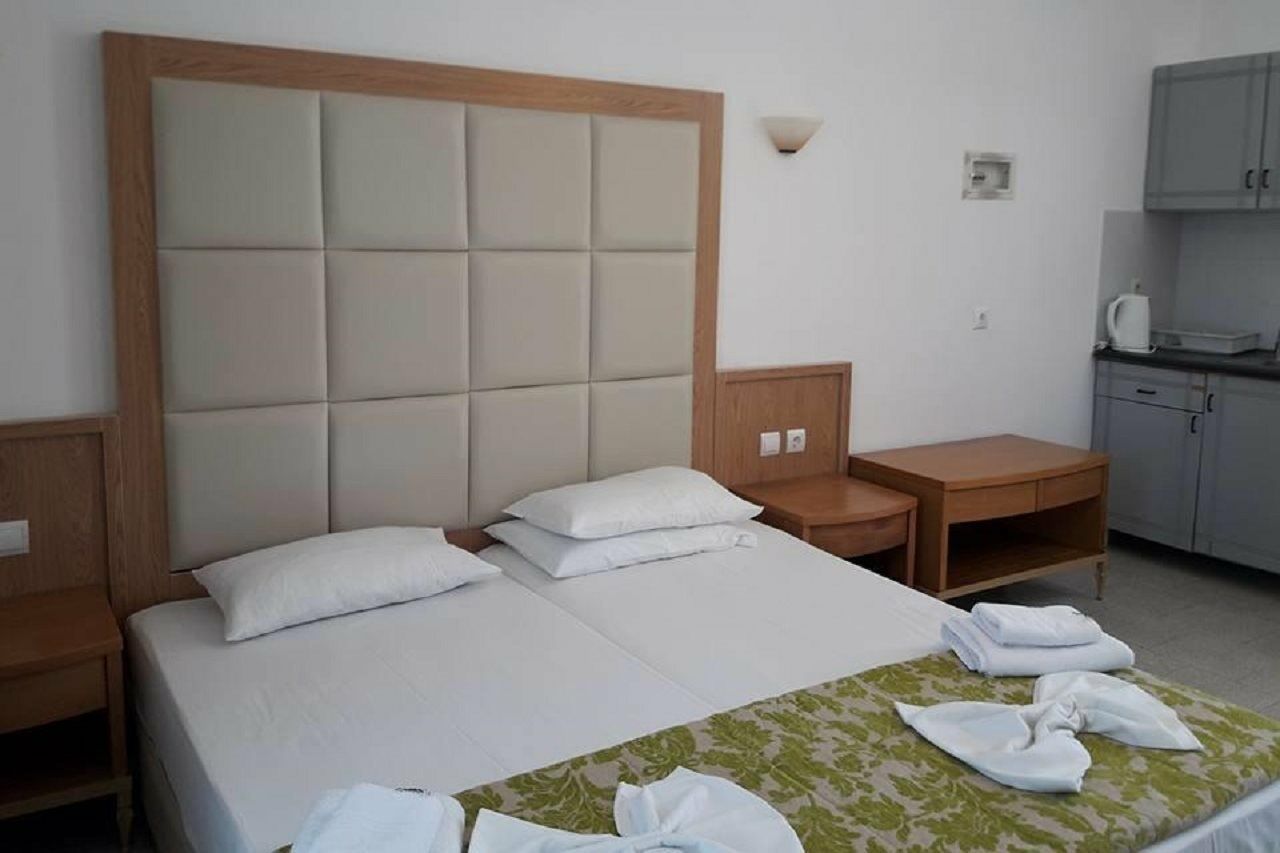 Haridimos Apartments Tavronitis  Exterior photo